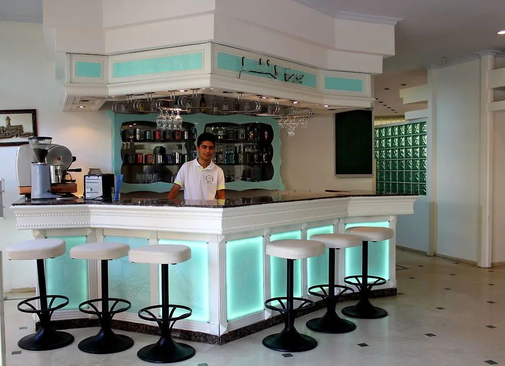 Faros Grand Hotel